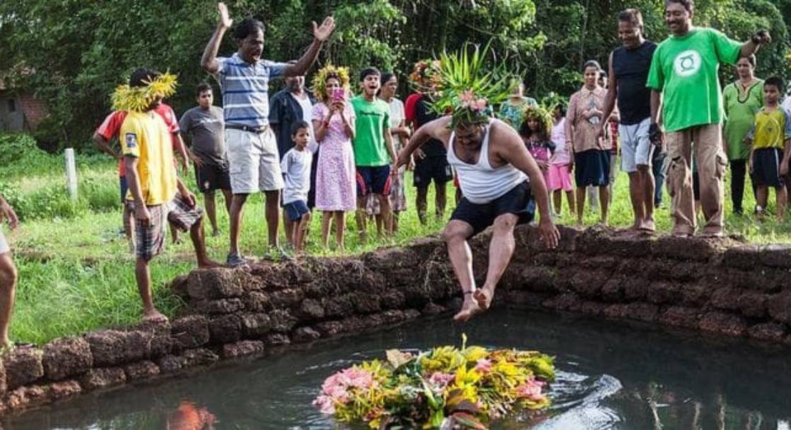 SHOWING THE IMAGE OF " Strange ritual of throwing the groom into the well", ONE OF THE Shocking Indian Wedding Rituals