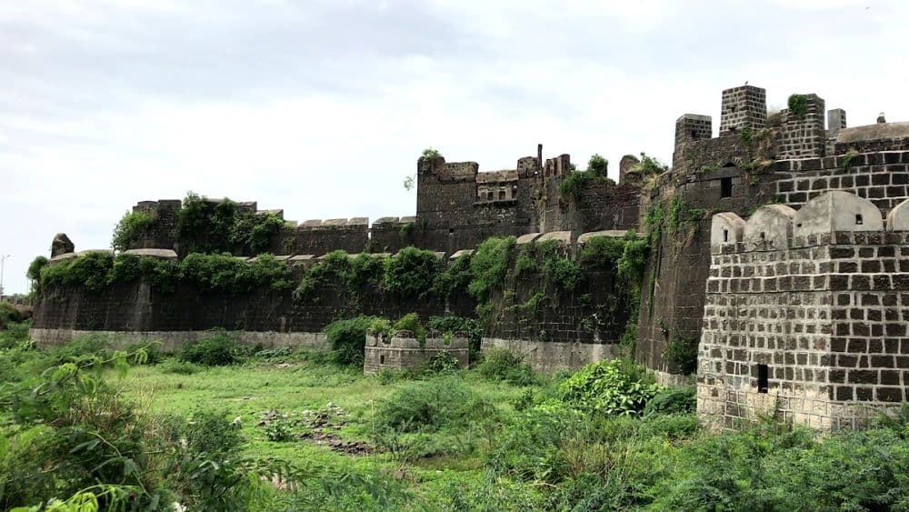 showing the image of " नंदा किला: उत्तराखंड (Nanda Fort: Uttarakhand) ", one of the Mysterious palaces of India